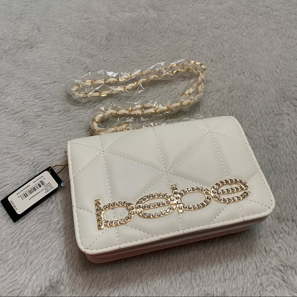 Bebe ZAZA FLAP WHITE CROSSBODY Retail: $89.00 - Picture 10 of 14